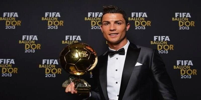 Ronaldo Có Bao Nhiêu Quả Bóng Vàng Trong Sự Nghiệp Bóng Đá